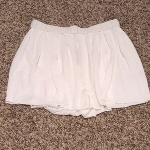 Express white high rise pleated flowy mini skort